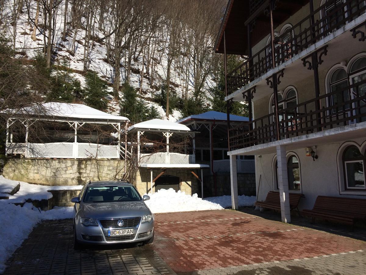 Pension Casa Alba Slănic-Moldova Esterno foto